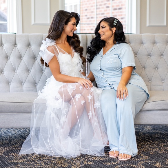 ❌SOLD❌Custom Bridal Robe & Slip Dress Ivory - Picture 6 of 8